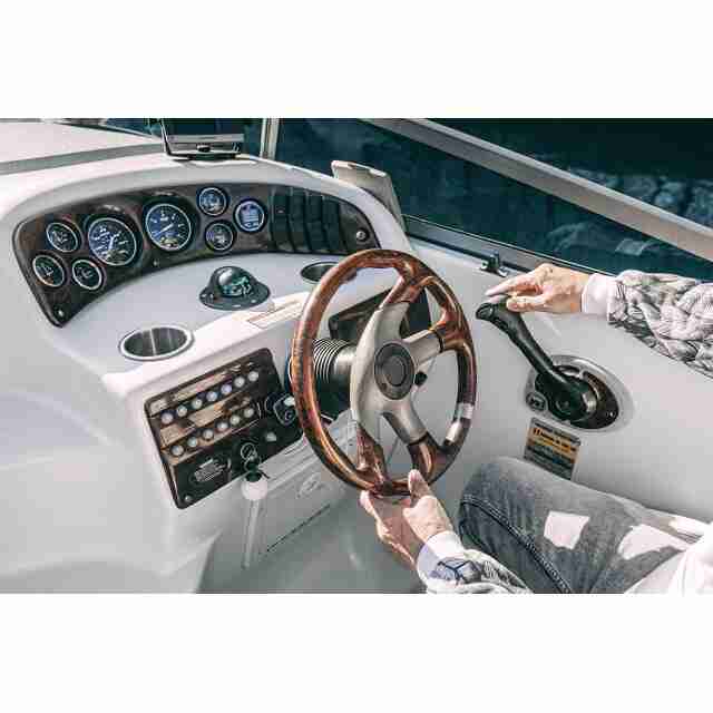 Crowline 262 cr Роял Кроун — изображение 10