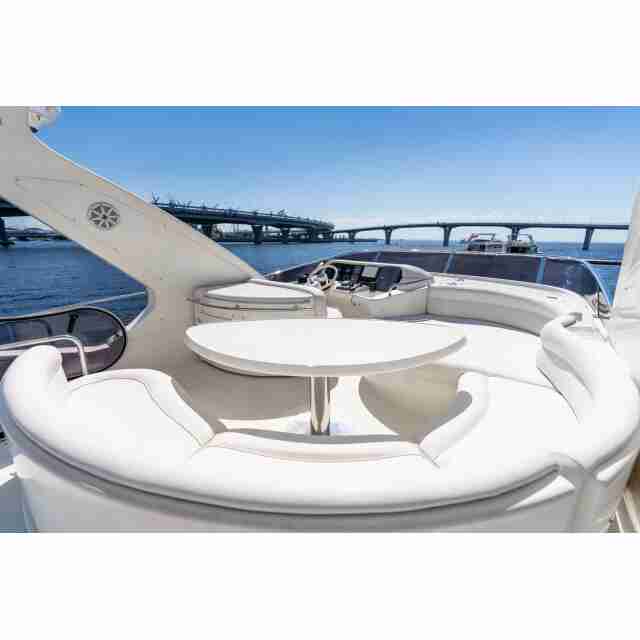 Яхта Azimut 55 — изображение 3